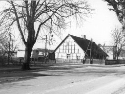 Budynek z muru pruskiego 1990